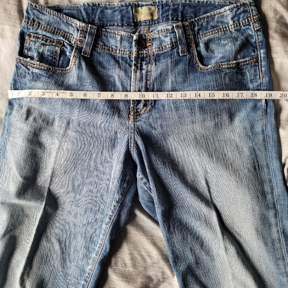 BKE Denim Distressed Crop Jeans Sz 32 - Picture 5 of 7